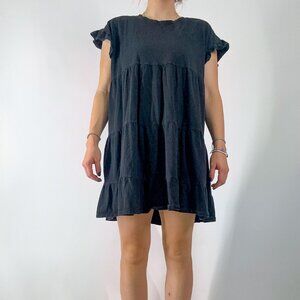 Time & Tru black tiered dress | size medium